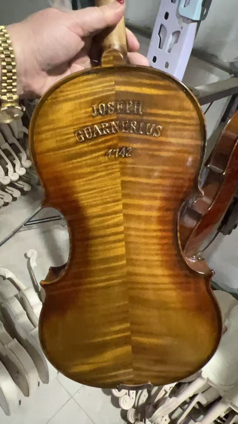 Musical Instrument Online - Strumenti Musicali Violino 4/4 Intagliato 1742
